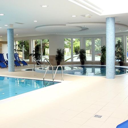 Garden Hotel Wellness Es Konferencia Solnok Konforlar fotoğraf