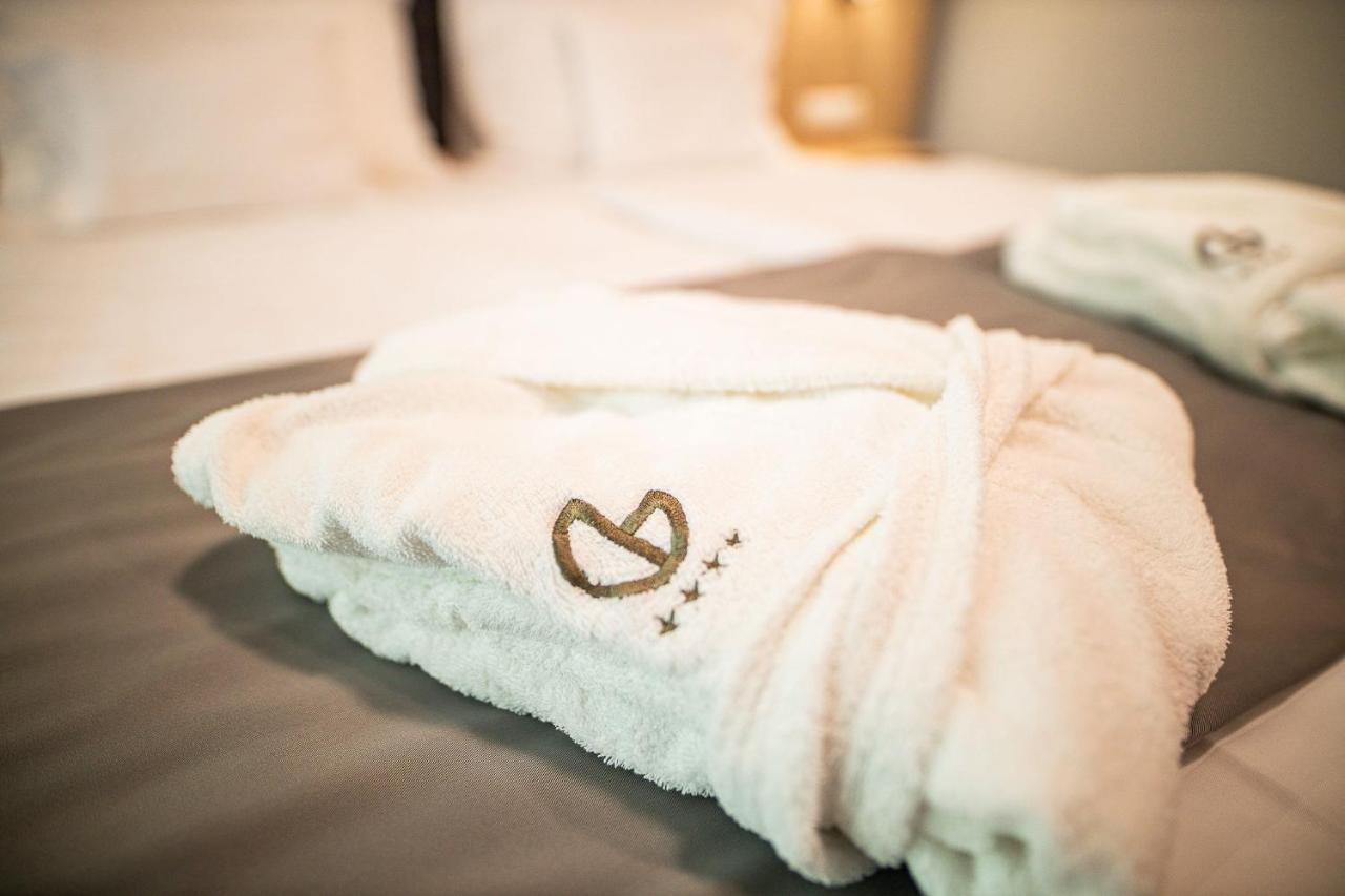 Garden Hotel Wellness Es Konferencia Solnok Dış mekan fotoğraf
