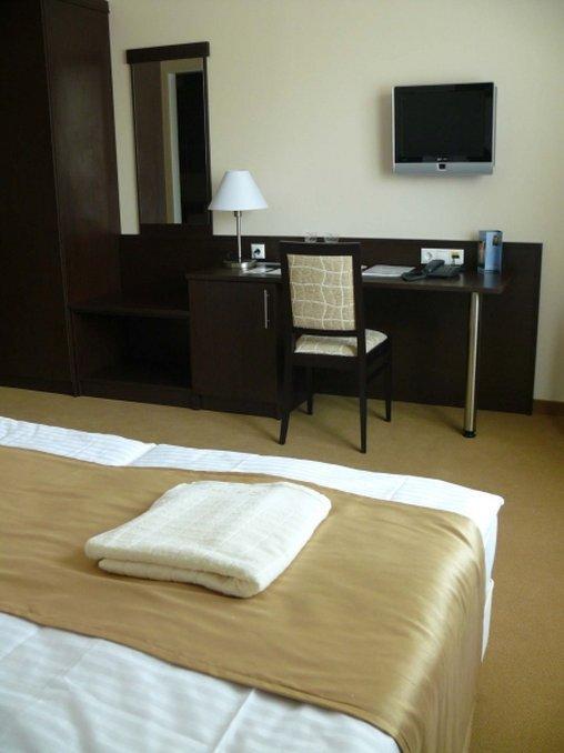 Garden Hotel Wellness Es Konferencia Solnok Dış mekan fotoğraf