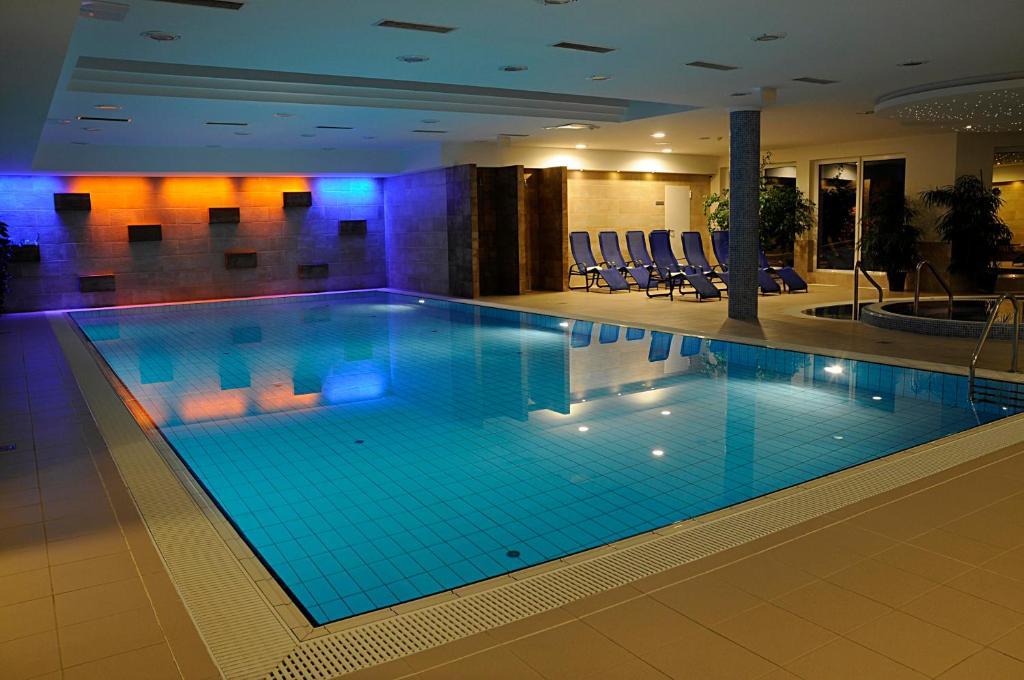 Garden Hotel Wellness Es Konferencia Solnok Oda fotoğraf